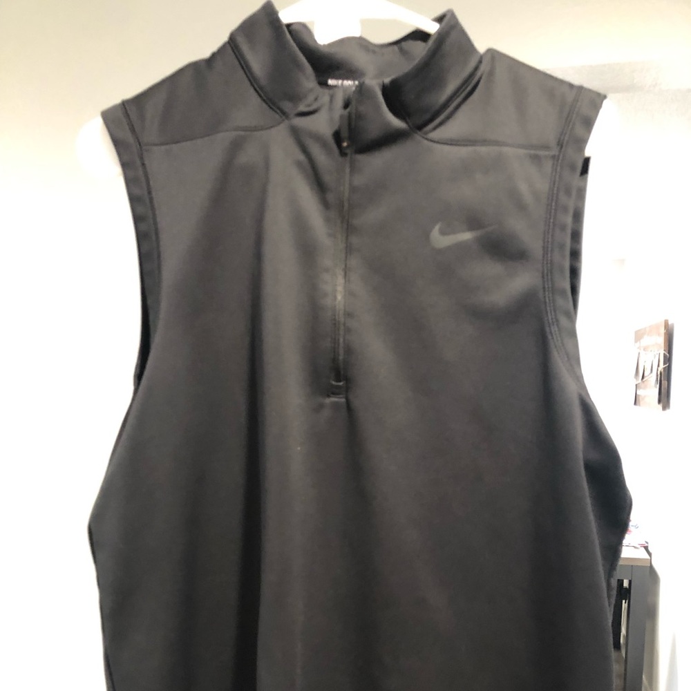 Nike golf vest
